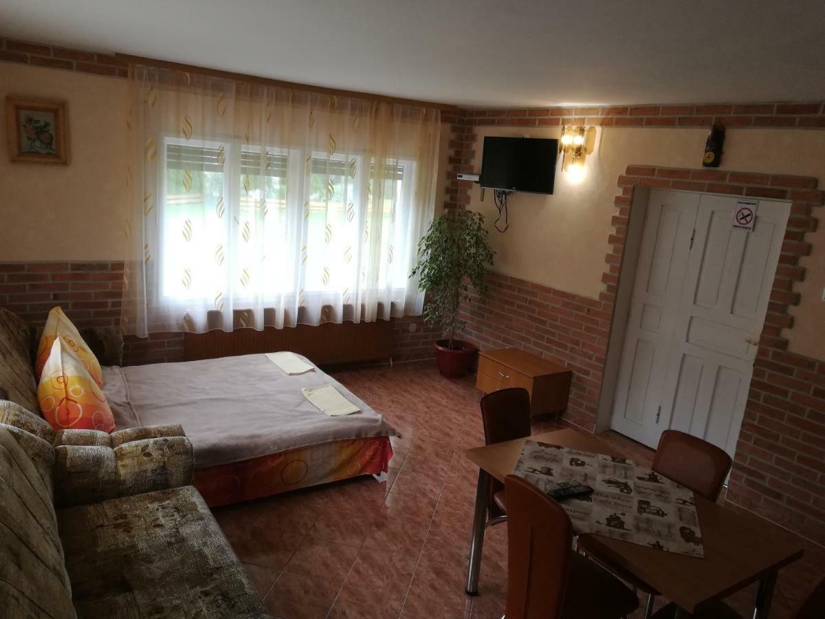 Pensiunea Colt Alb Băile Homorod Exterior foto
