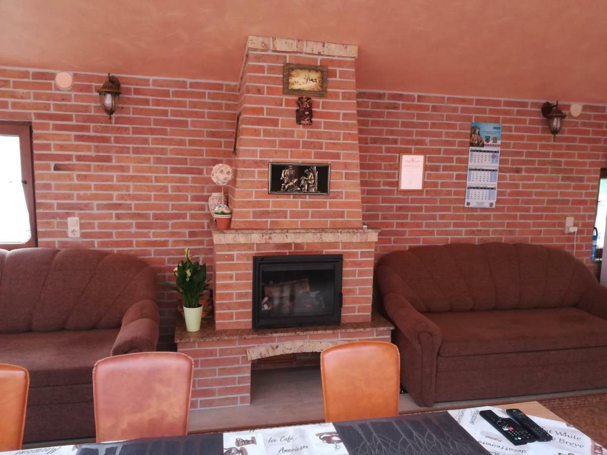 Pensiunea Colt Alb Băile Homorod Exterior foto